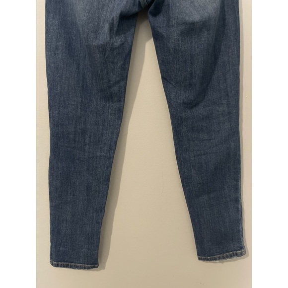 Judy Blue Jeans Women’s 5/27 Blue Distressed Mid Rise Medium Wash Boyfriend Fit - Picture 7 of 11